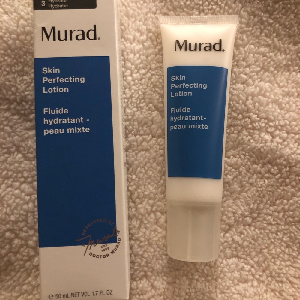 Murad Skin Perfecting Oil Free Lotion.